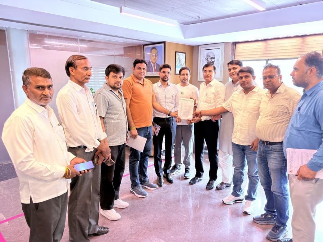 Greater Noida में पेयजल संकट पर फेडरेशन ऑफ आरडब्ल्यूए ने उठाई आवाज, सीईओ से स्थायी समाधान की मांग